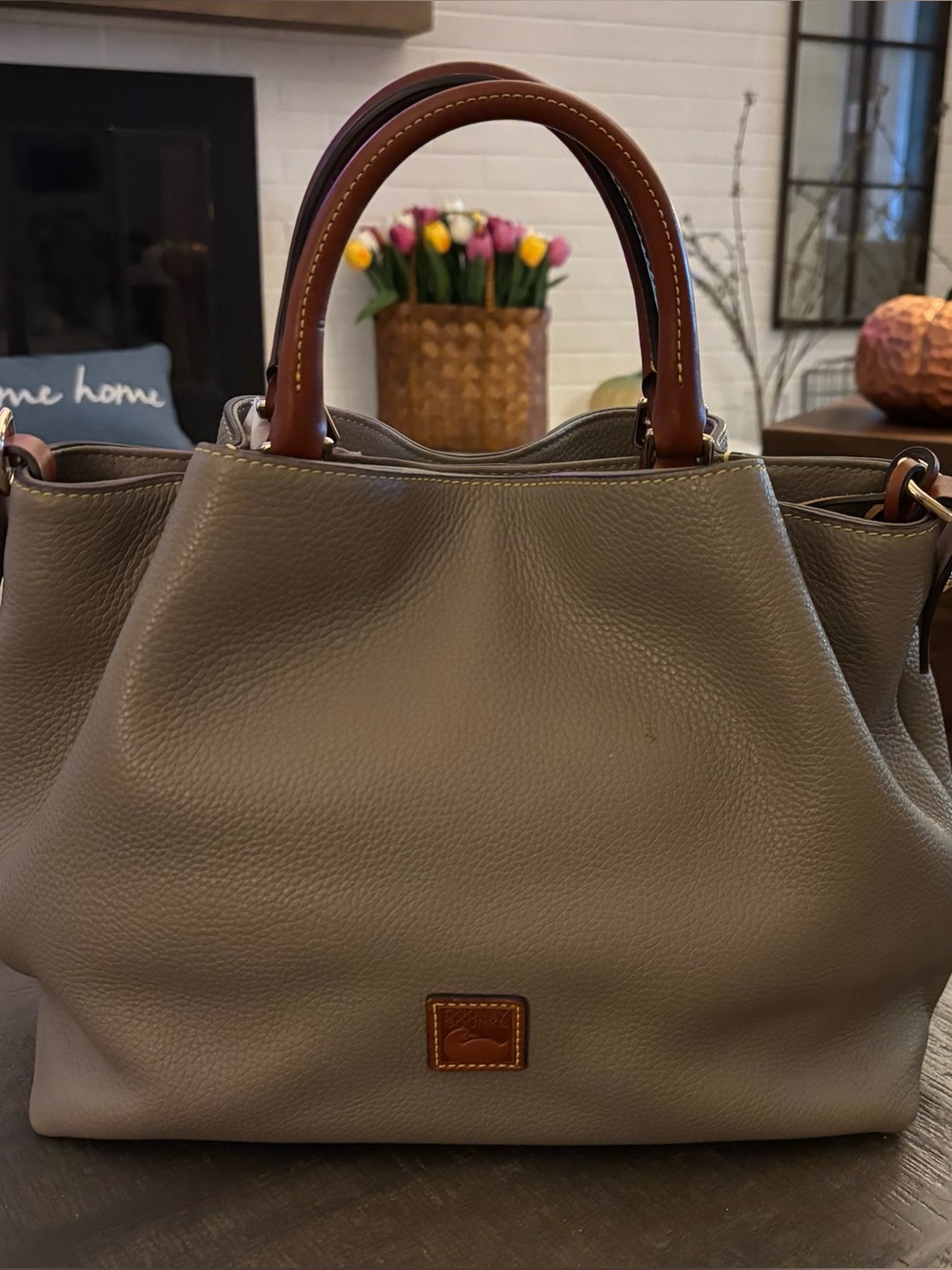 Dooney & Bourke Taupe Pebble Grain Leather Large Harlow bag EXCELLENT CONDITION